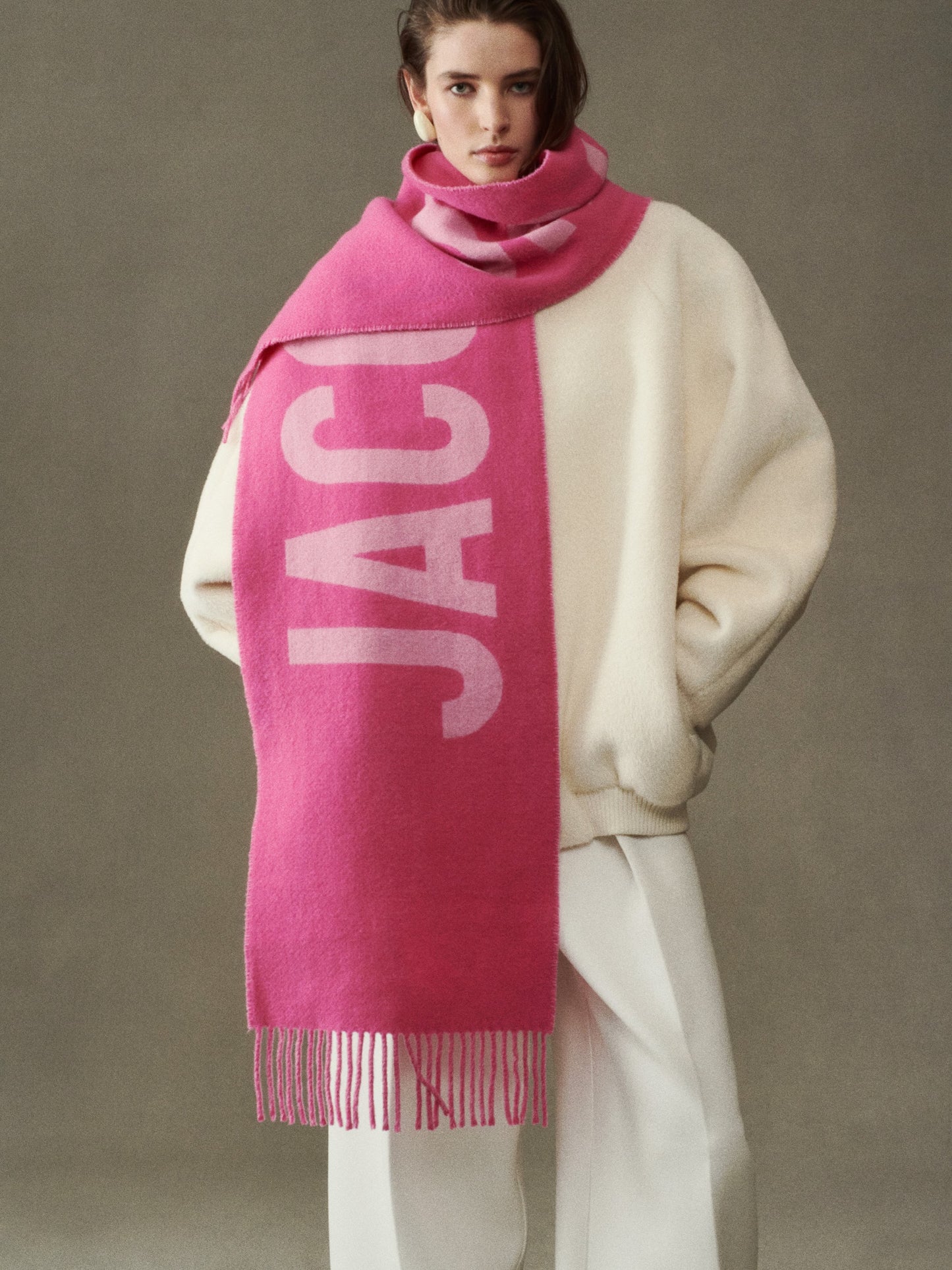 jacquemus Pink oversized scarf