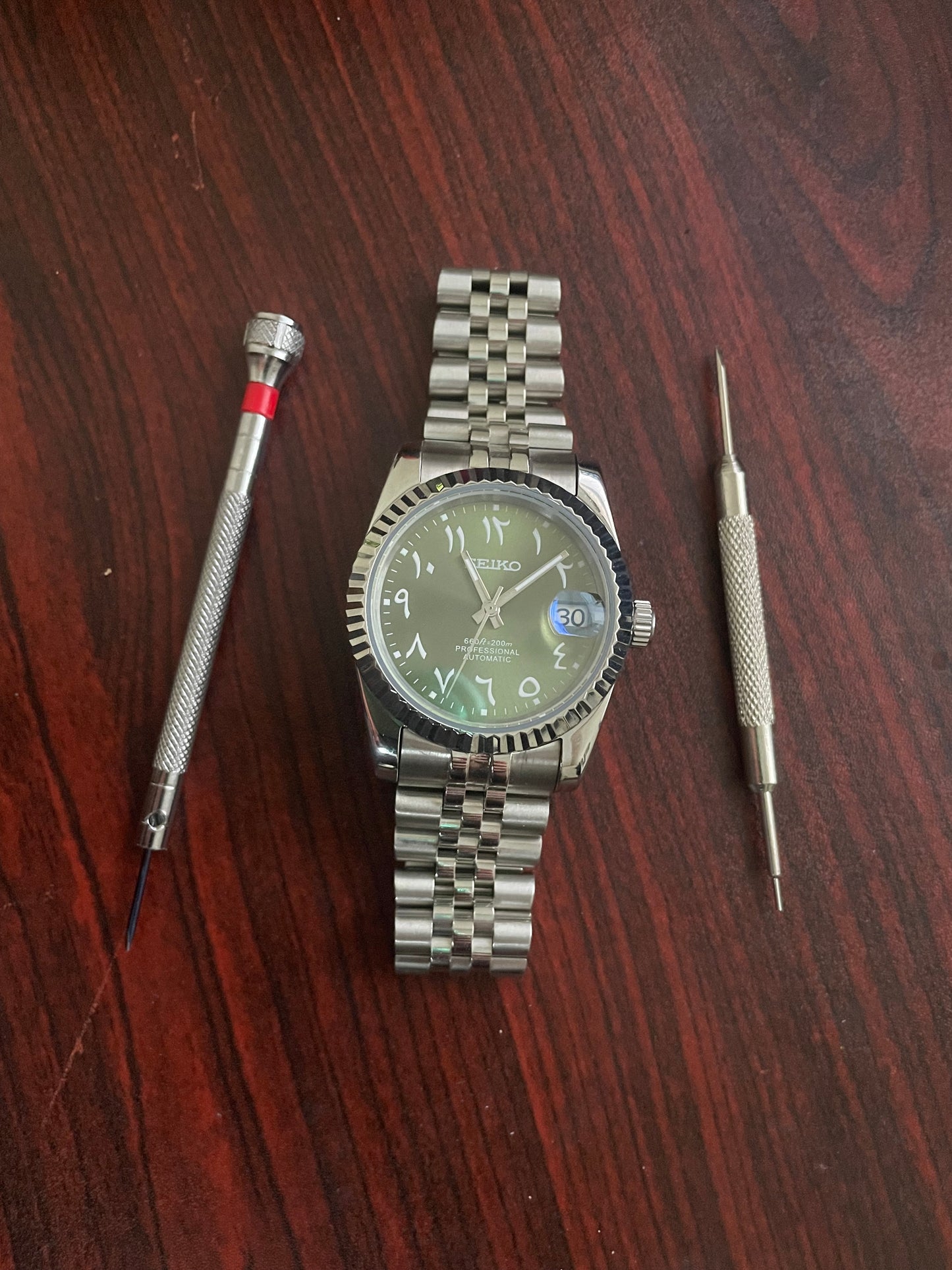 OLIVE ARABIC NUMERALS SEIKO MOD AUTOMATIC NH35